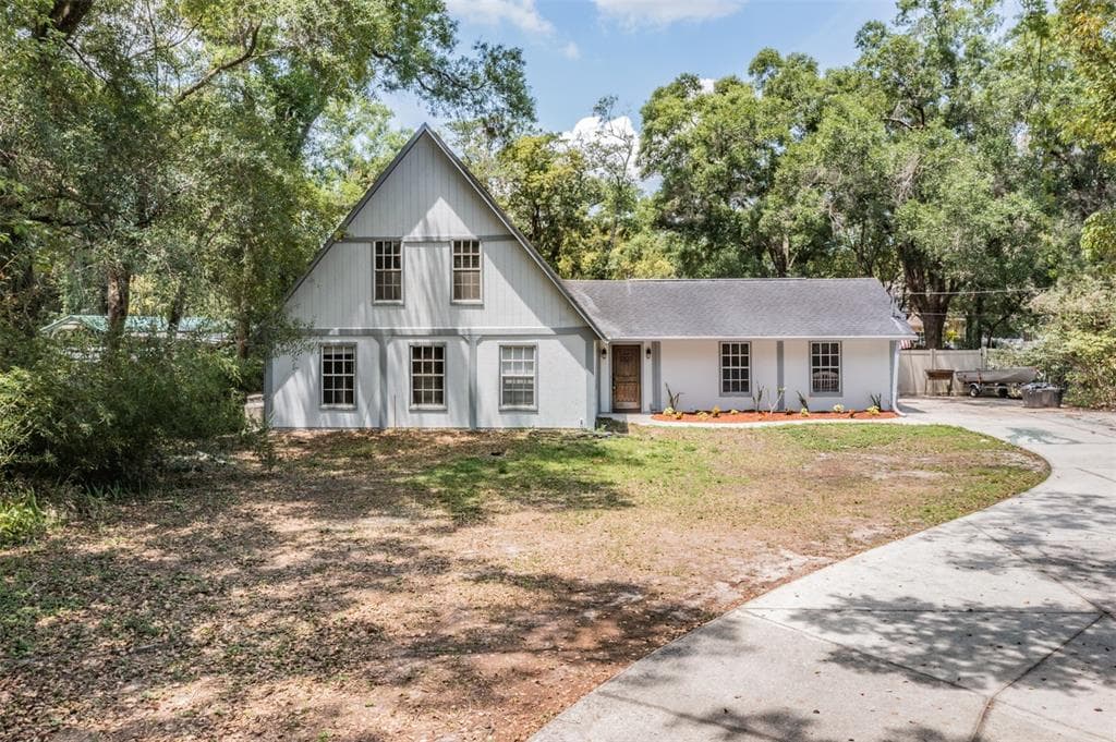 7914 N PACKWOOD AVENUE TAMPA, FL 33604