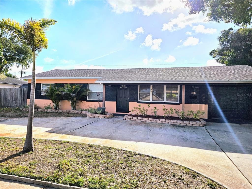 2550 64TH STREET N ST PETERSBURG, FL 33710