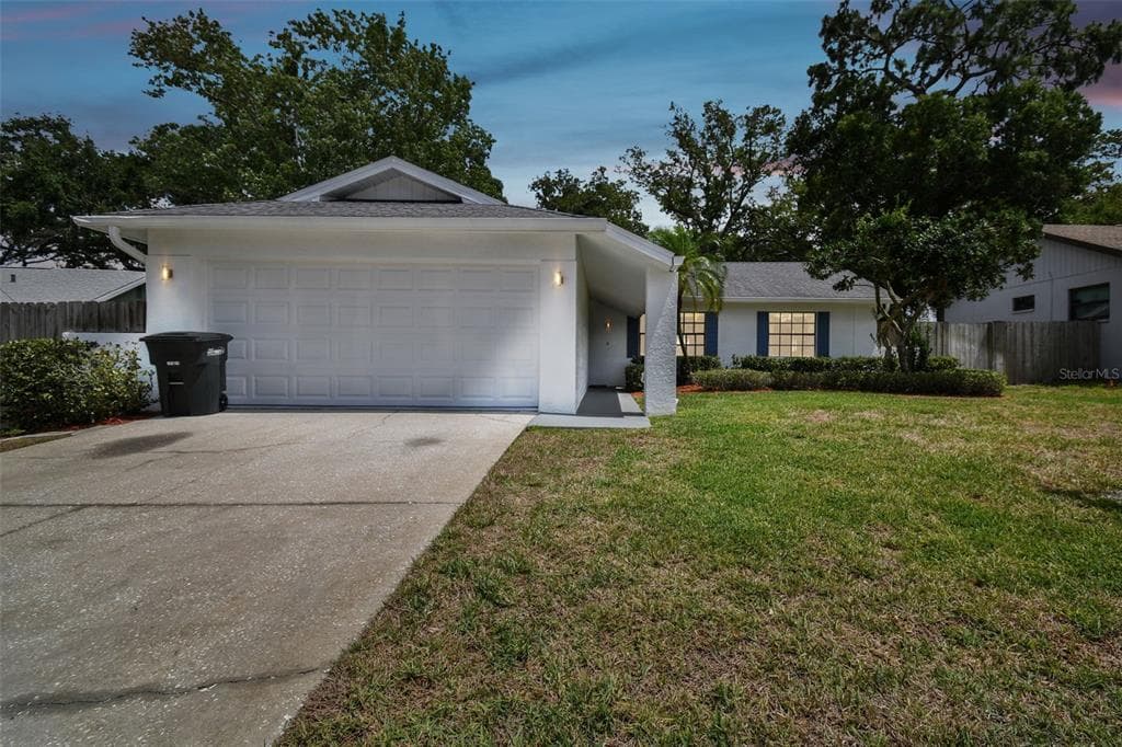 3310 BRIARWOOD CIRCLE SAFETY HARBOR, FL 34695