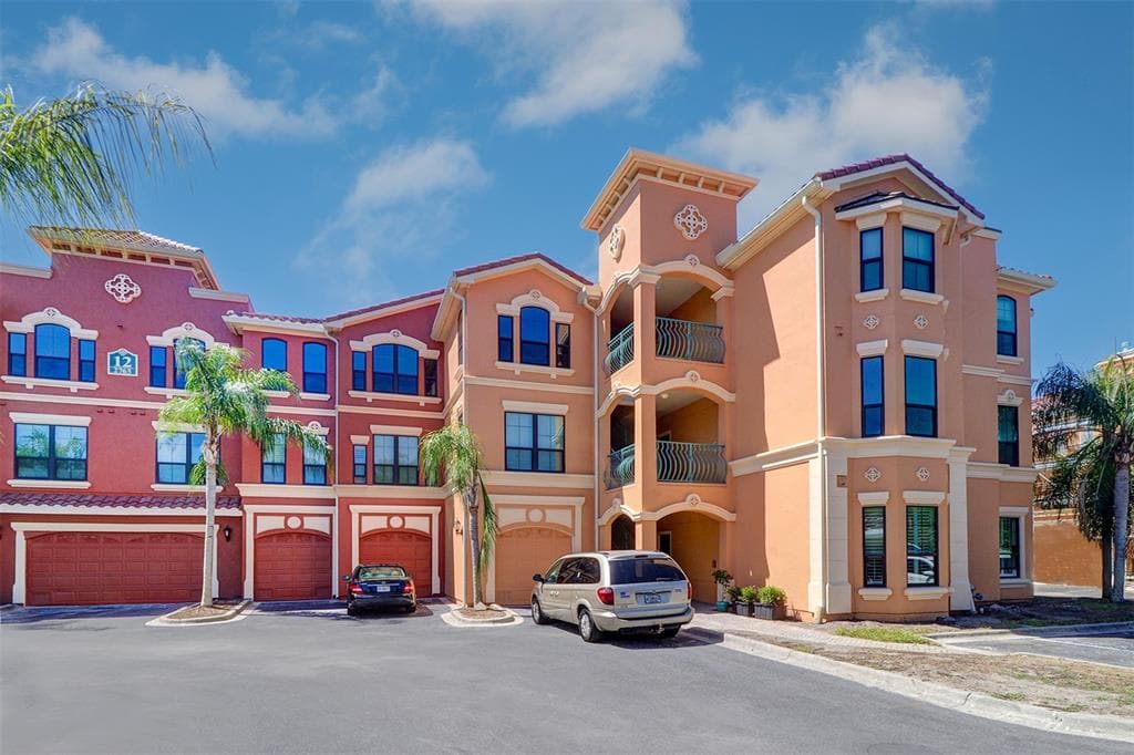 2765 VIA CIPRIANI UNIT 1231B CLEARWATER, FL 33764