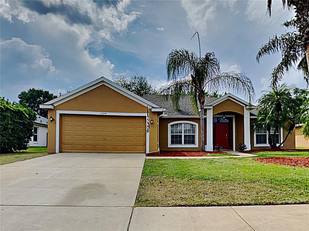 334 HICKORY SPRINGS COURT DEBARY, FL 32713