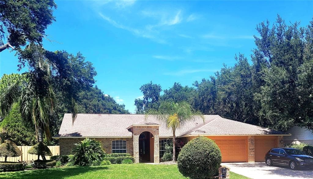 3910 APPLETREE DRIVE VALRICO, FL 33594