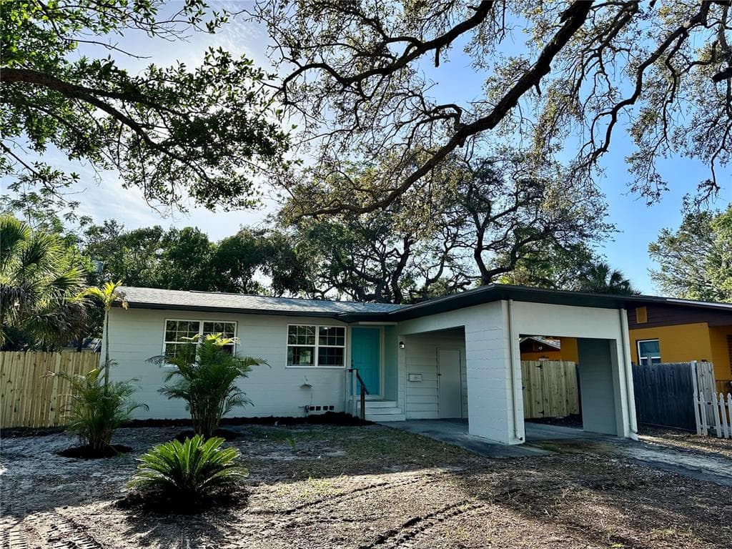 4627 4TH STREET S ST PETERSBURG, FL 33705