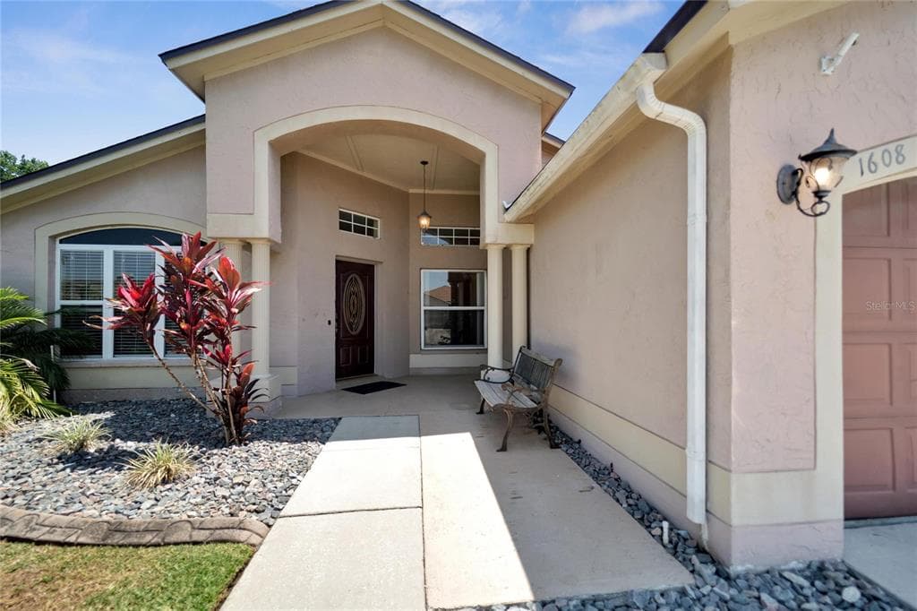 1608 WESTERLY DRIVE BRANDON, FL 33511
