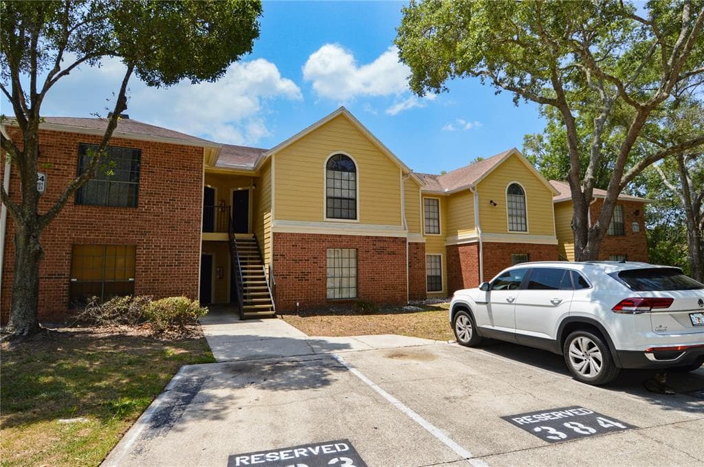 8766 MALLARD RESERVE DRIVE UNIT 201 TAMPA, FL 33614