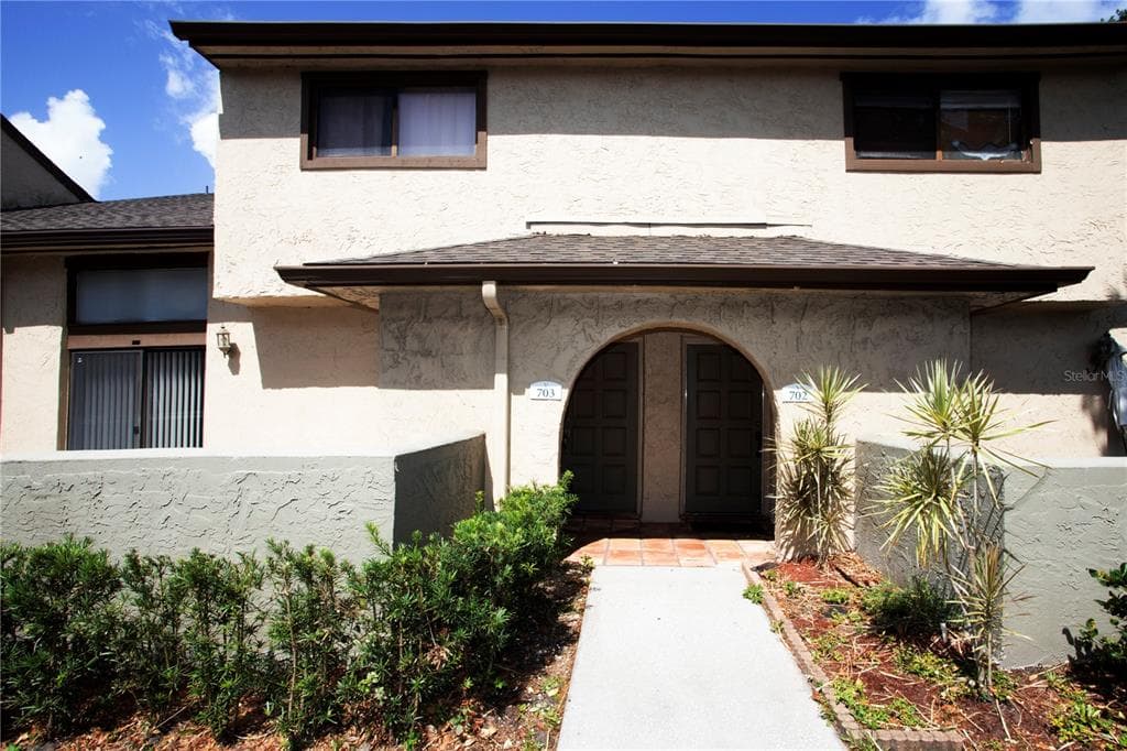 6262 142ND AVENUE N UNIT 703 CLEARWATER, FL 33760