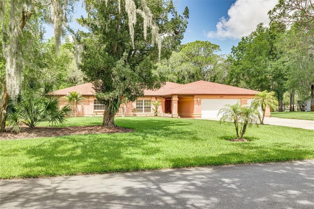8833 WATERMAN COURT NEW PORT RICHEY, FL 34654