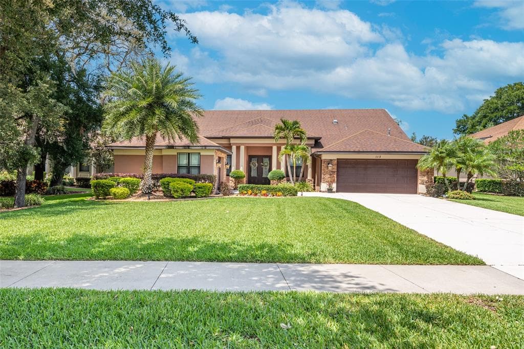 113 FALLING WATER DRIVE BRANDON, FL 33511