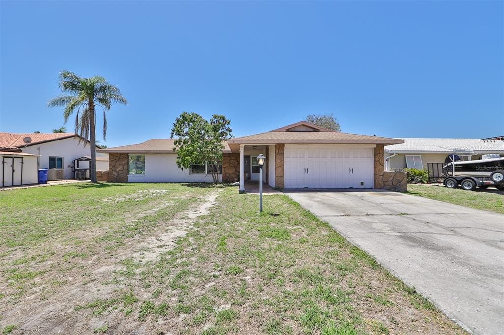 6508 SENEGAL PALM WAY APOLLO BEACH, FL 33572