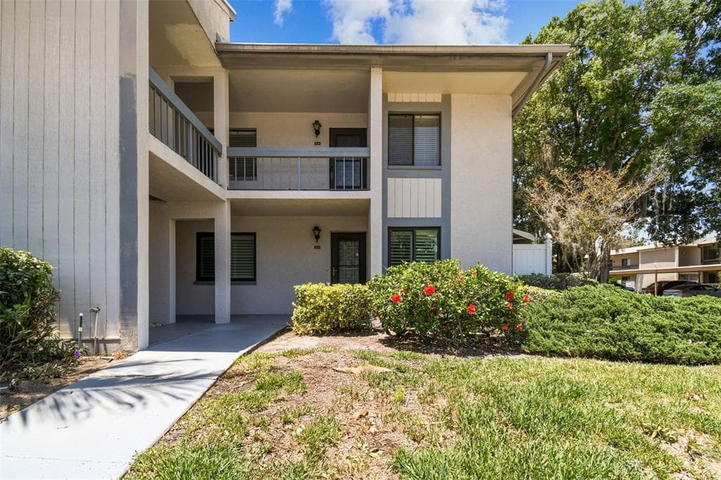 316 MARTHA LANE OLDSMAR, FL 34677