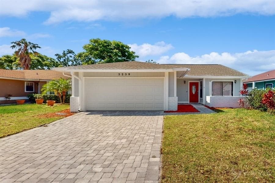 3239 CURRY WOODS CIRCLE ORLANDO, FL 32822