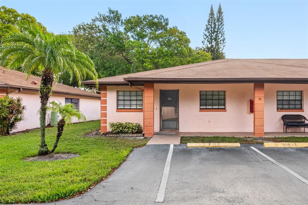 13250 RIDGE ROAD UNIT 7-1 LARGO, FL 33778