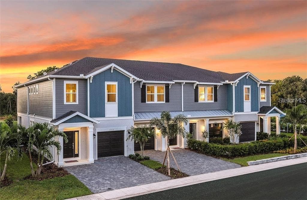 2835 GRAND KEMERTON PLACE TAMPA, FL 33618