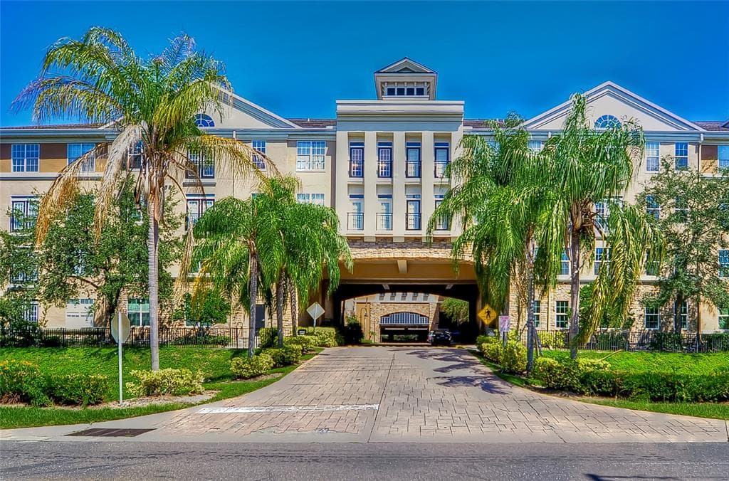 4221 W SPRUCE STREET UNIT 2209 TAMPA, FL 33607