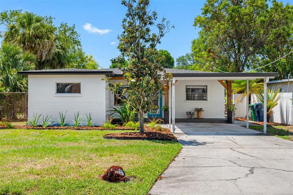 3216 W GRACE STREET TAMPA, FL 33607