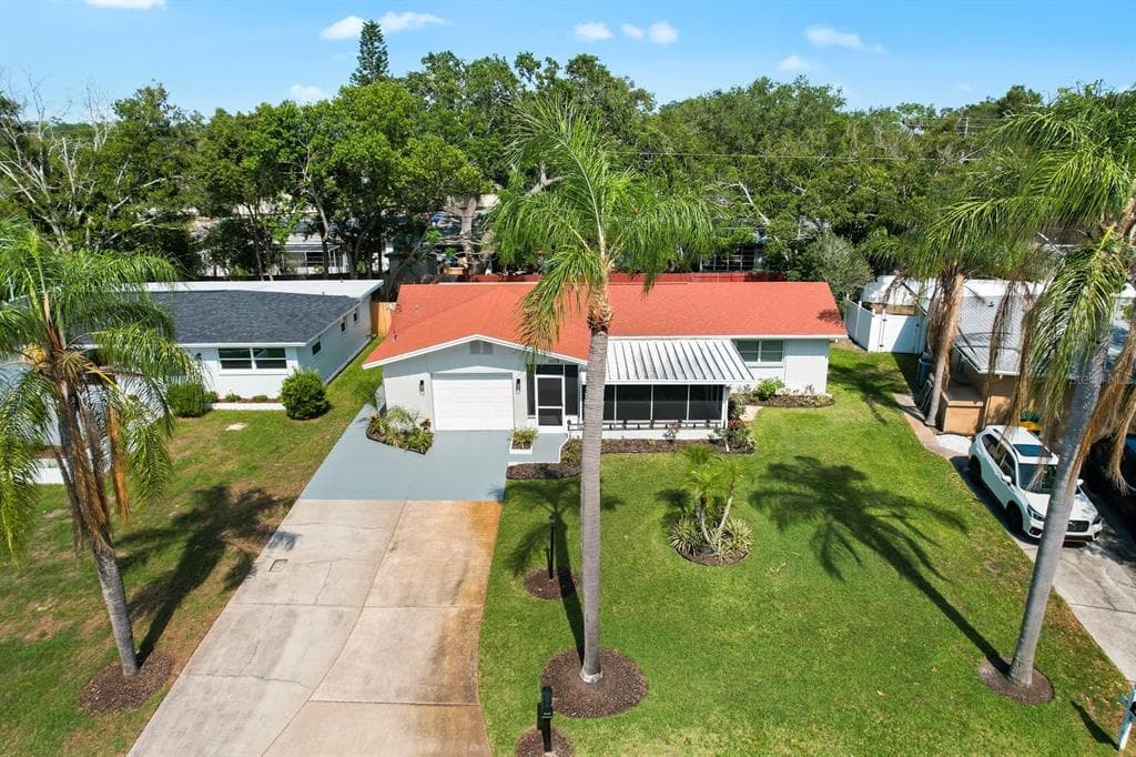 2173 PINE RIDGE DRIVE