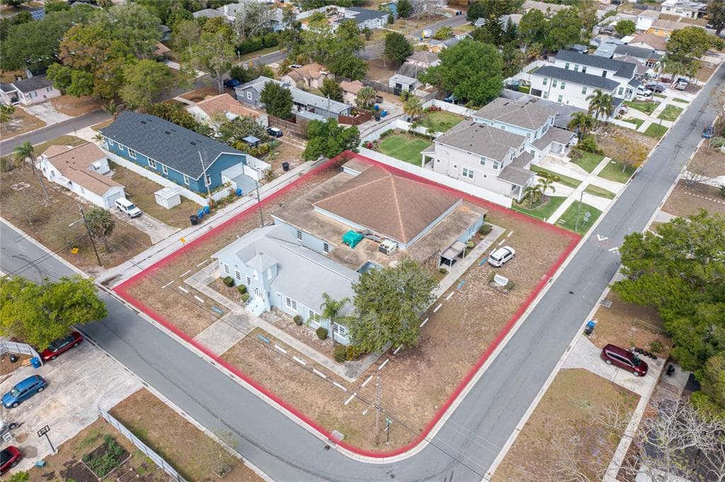 1901 32ND AVENUE N ST PETERSBURG, FL 33713