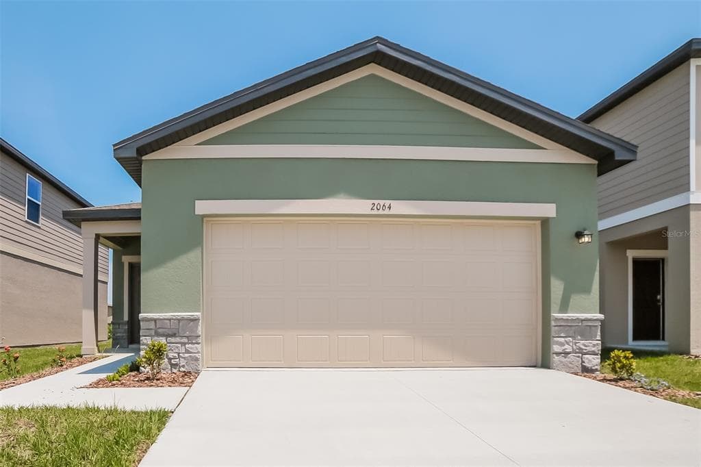 2064 HARRIS HAWK AVENUE RUSKIN, FL 33570