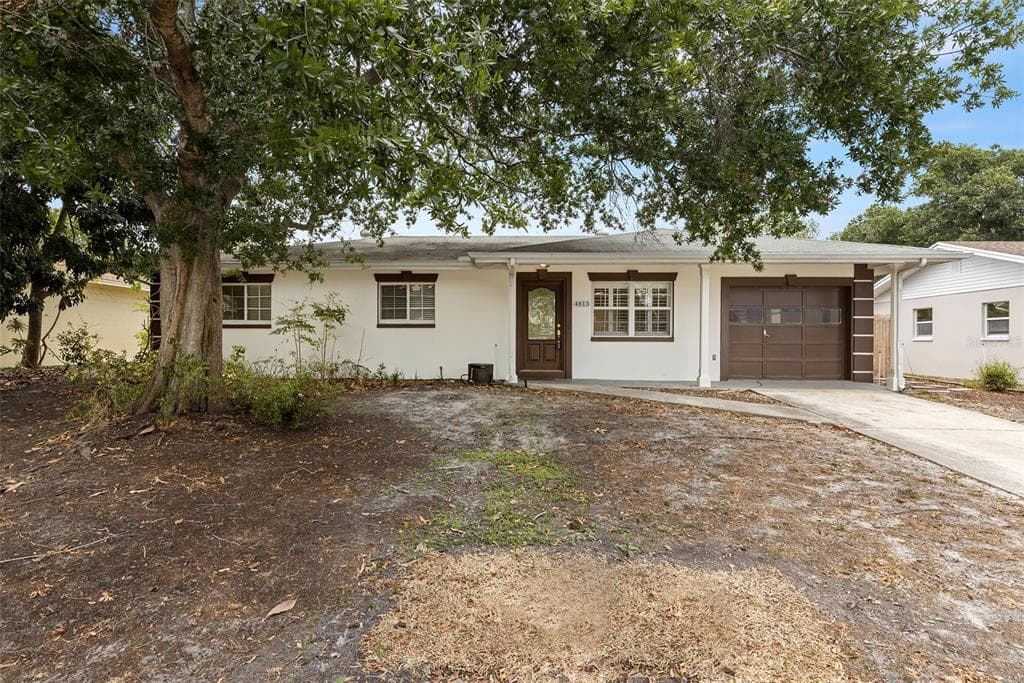 4813 W BAY VILLA AVENUE TAMPA, FL 33611
