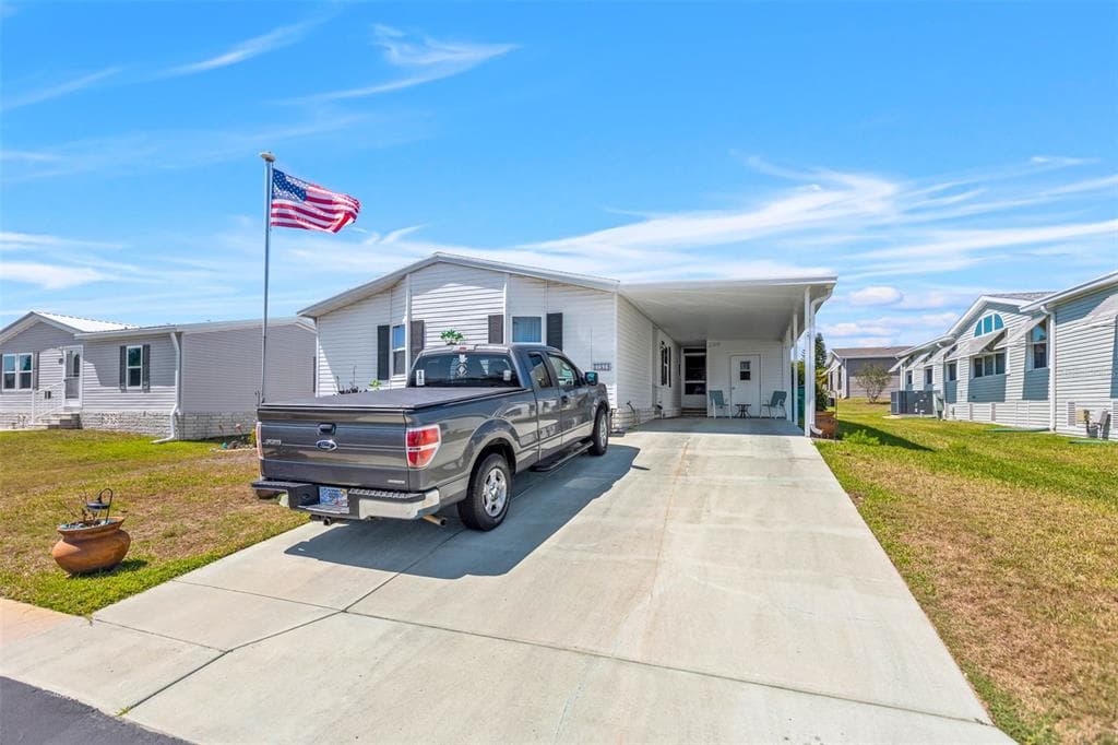 37519 LANDIS AVENUE ZEPHYRHILLS, FL 33541