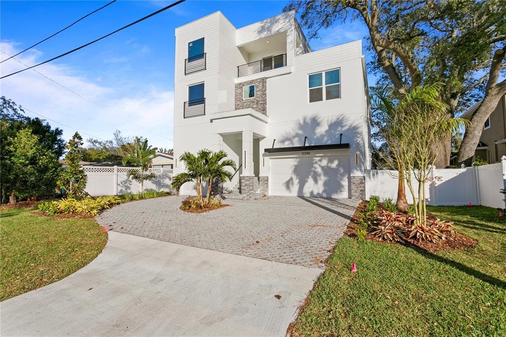 3306 S OMAR AVENUE TAMPA, FL 33629