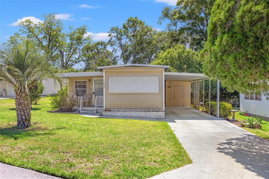 6101 RIDGEWOOD DRIVE ZEPHYRHILLS, FL 33542