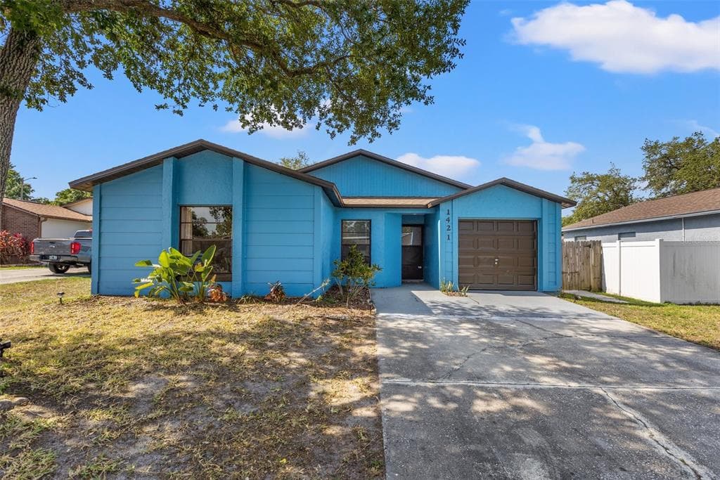 1421 VINETREE DRIVE BRANDON, FL 33510
