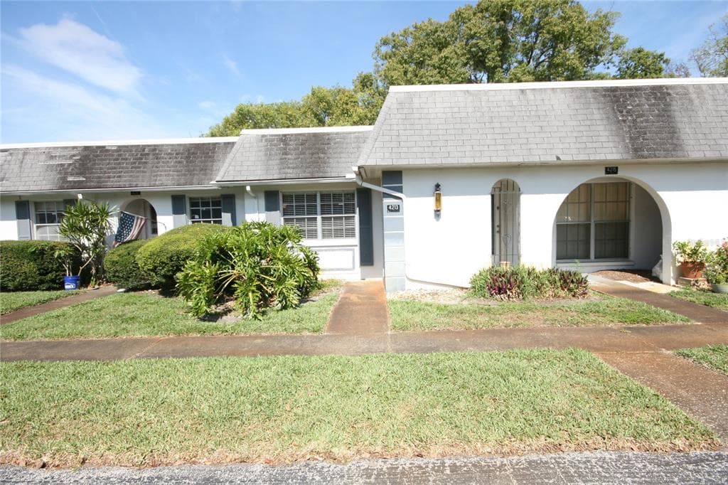 4213 TRUCIOUS PLACE UNIT 4213 NEW PORT RICHEY, FL 34652