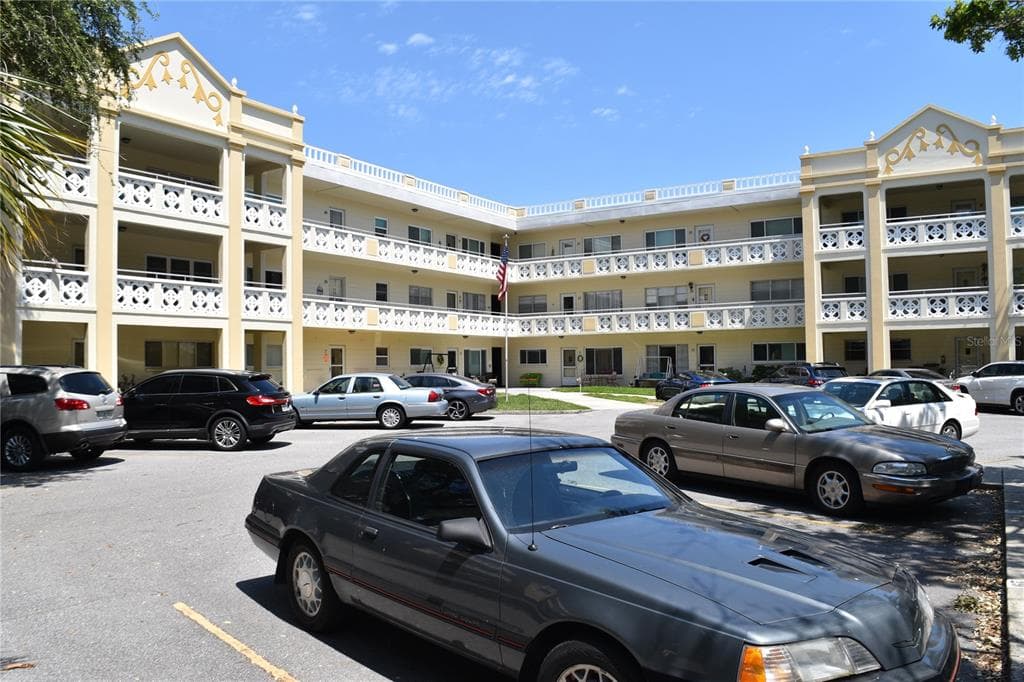 2285 ISRAELI DRIVE UNIT 25 CLEARWATER, FL 33763