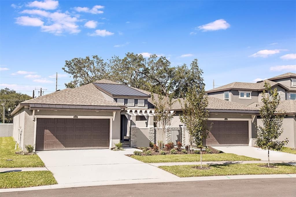 290 VILLA LUNA LANE LUTZ, FL 33549