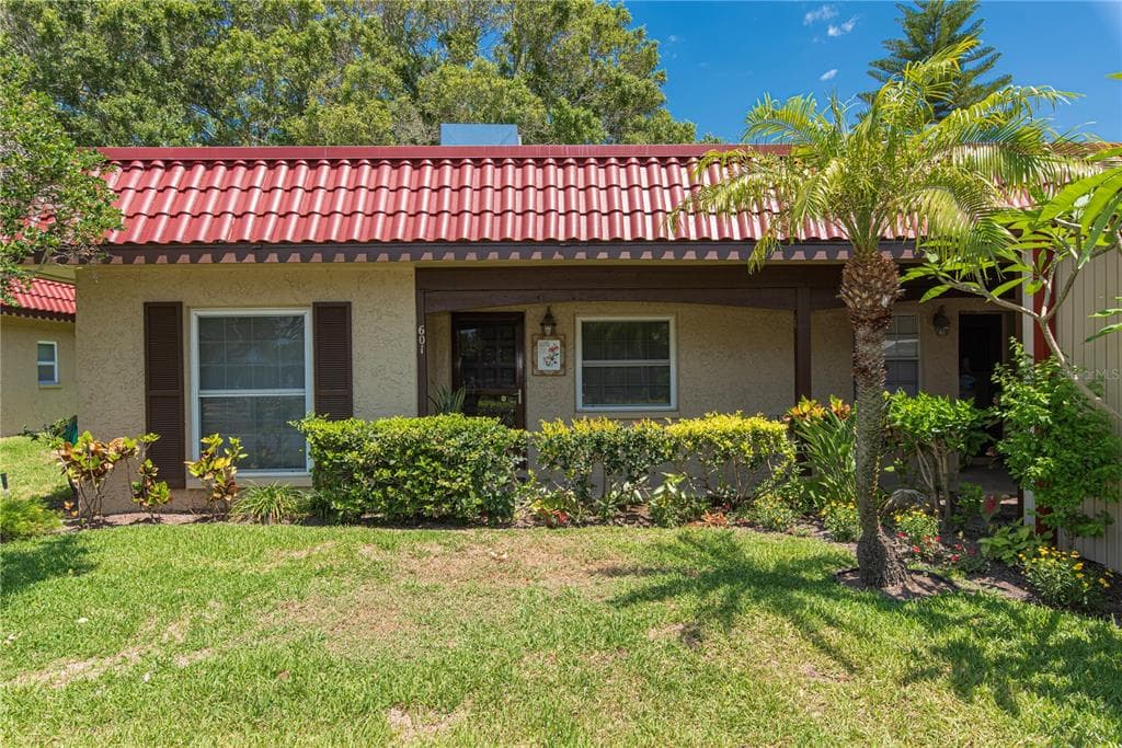 601 N HERCULES AVENUE UNIT 601 CLEARWATER, FL 33765