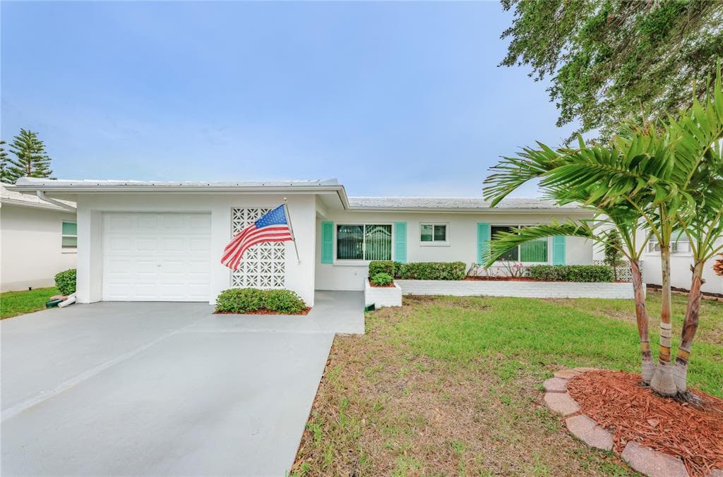 3533 98TH AVENUE N UNIT 3533 PINELLAS PARK, FL 33782