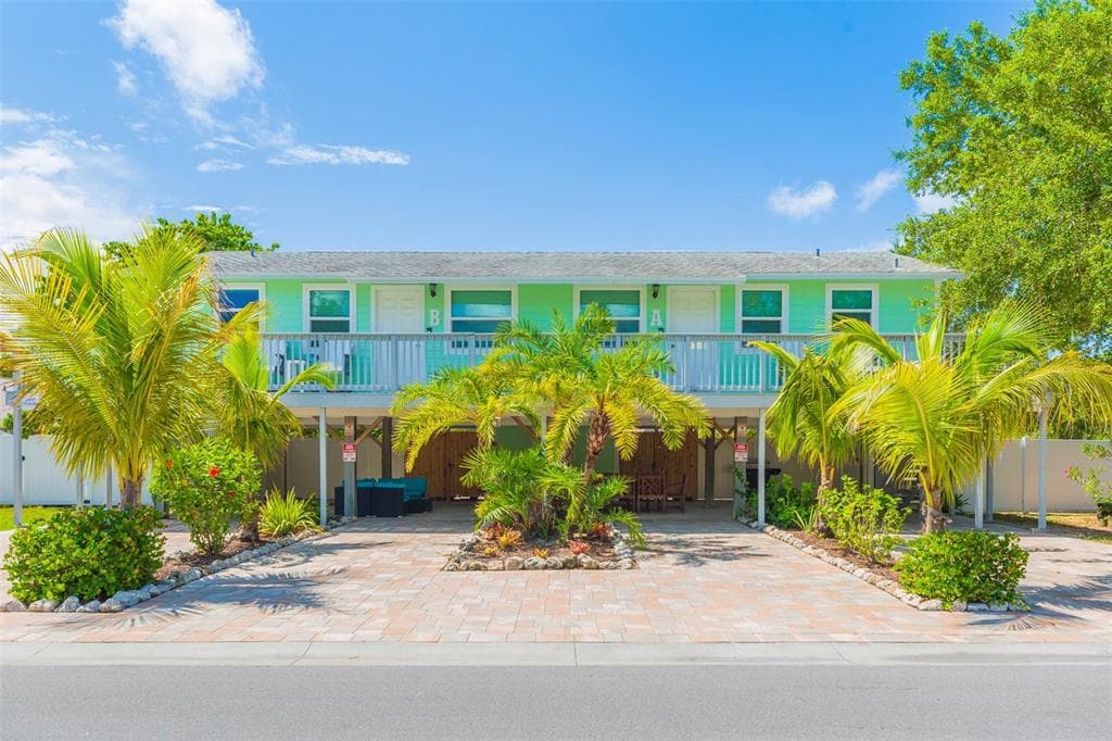 807 E GULF BOULEVARD