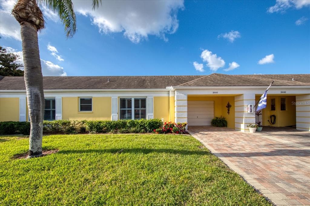 8444 BRENTWOOD ROAD UNIT 8444 SEMINOLE, FL 33777