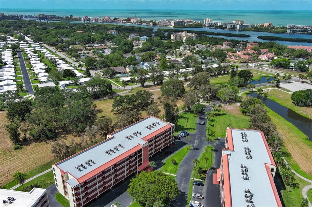 9433 HARBOR GREENS WAY UNIT 506 SEMINOLE, FL 33776
