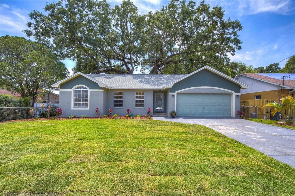 2114 W HANNA AVENUE TAMPA, FL 33604