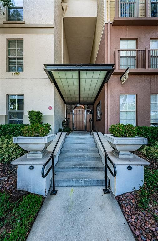 402 S ARMENIA AVENUE UNIT 137