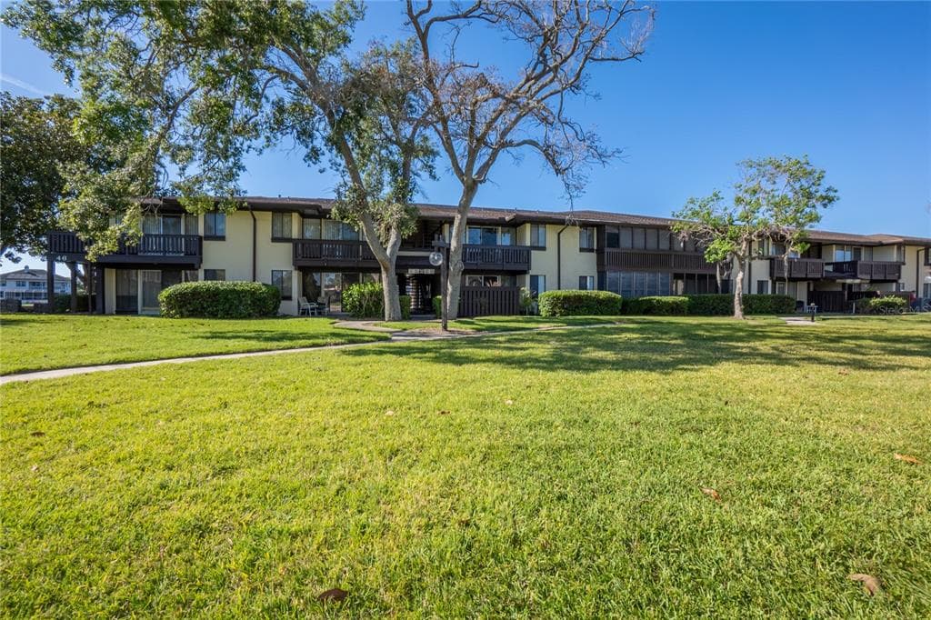 46 CLUB HOUSE DRIVE UNIT 101 PALM COAST, FL 32137