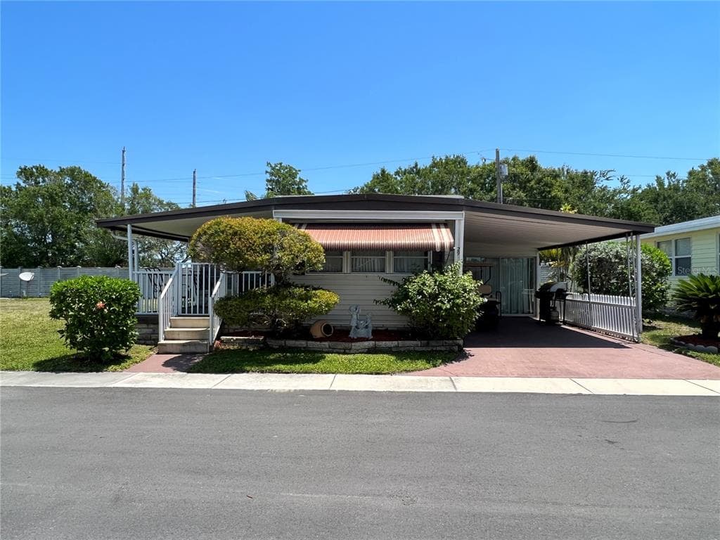 34029 AZALEA DRIVE N PINELLAS PARK, FL 33781