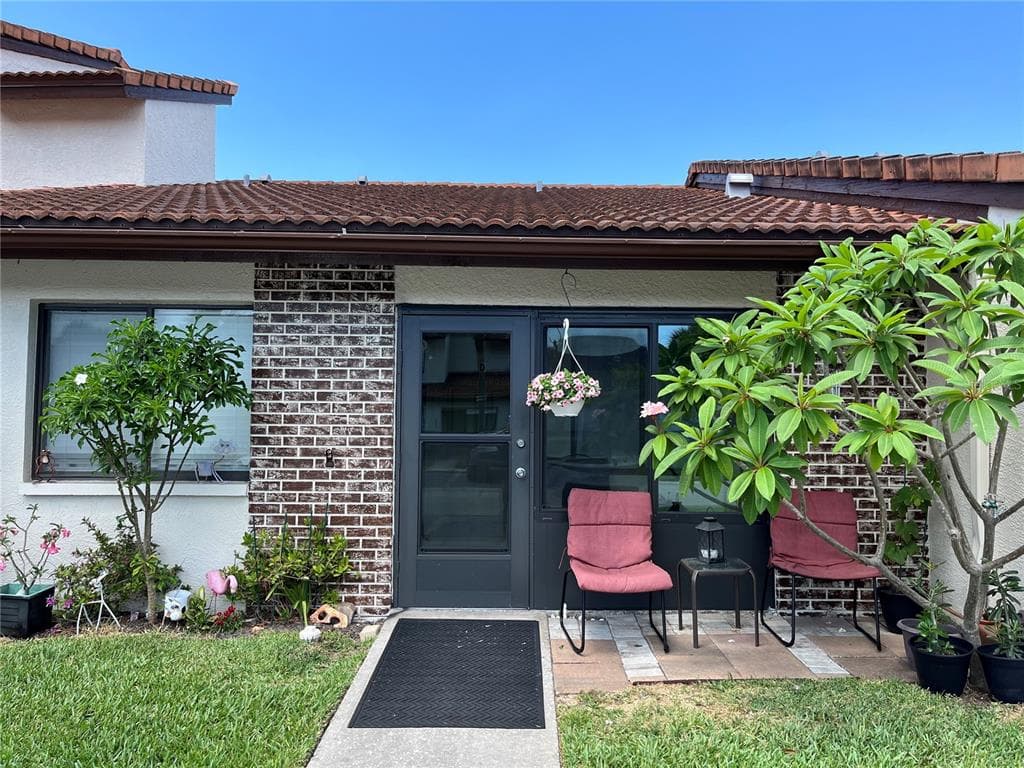 7360 ULMERTON ROAD UNIT 16D LARGO, FL 33771