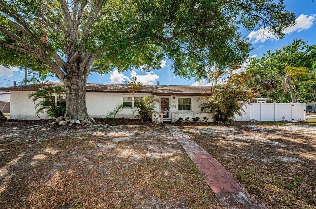 4580 5TH STREET N ST PETERSBURG, FL 33703