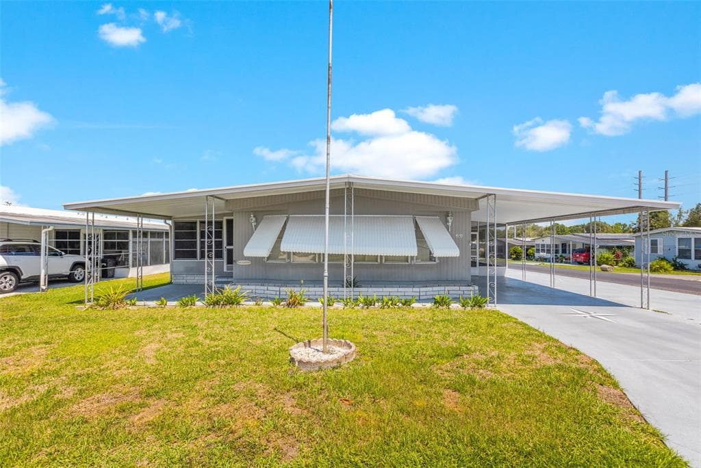 4540 NEWCOMB AVENUE ZEPHYRHILLS, FL 33541
