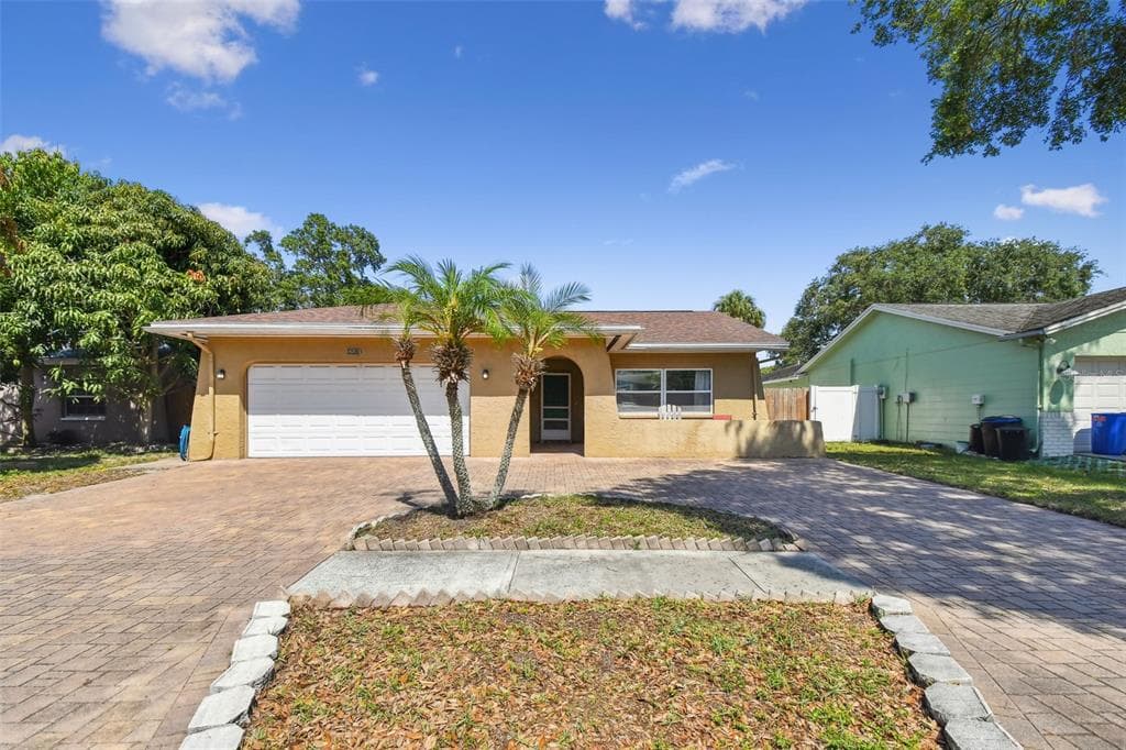 10889 65TH WAY N PINELLAS PARK, FL 33782