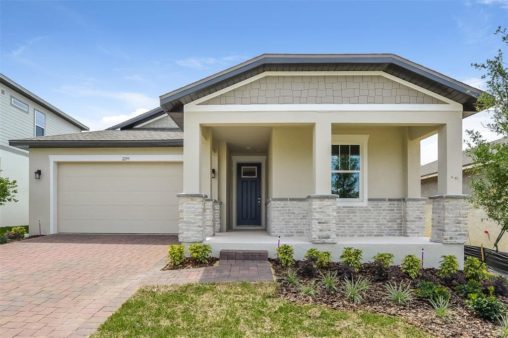 2295 RAVEN RIDGE ROAD MINNEOLA, FL 34715