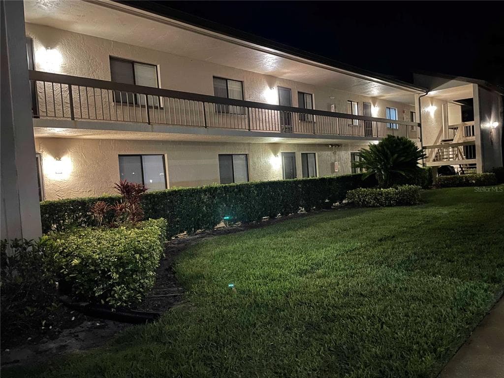 209 MARY DRIVE UNIT 7 OLDSMAR, FL 34677