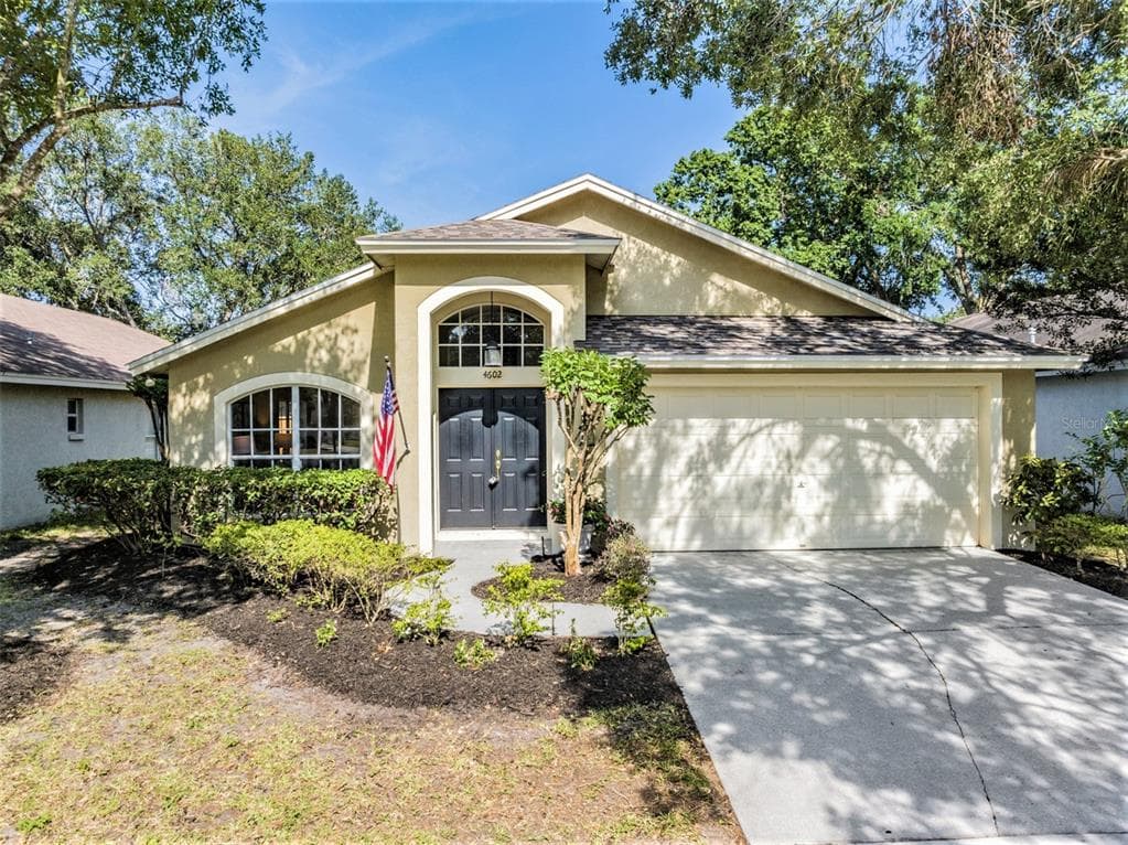 4602 PRESTON WOODS DRIVE VALRICO, FL 33596