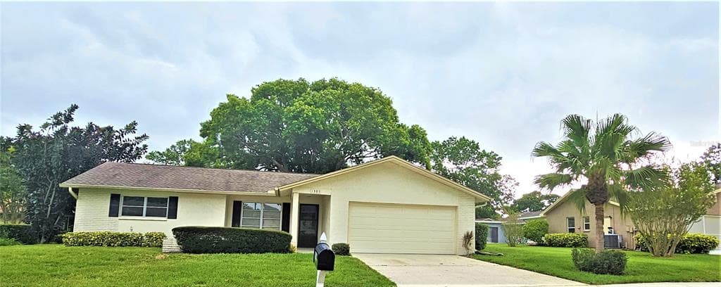 1309 WOODSTOCK DRIVE PALM HARBOR, FL 34684