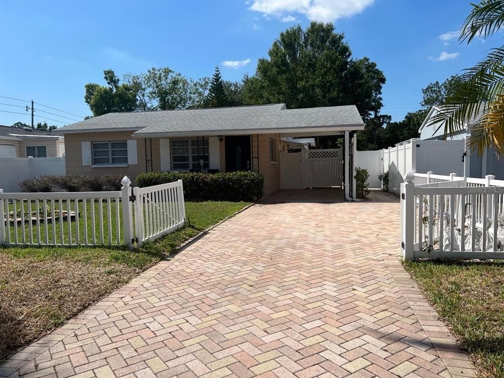 4012 37TH AVENUE N ST PETERSBURG, FL 33713