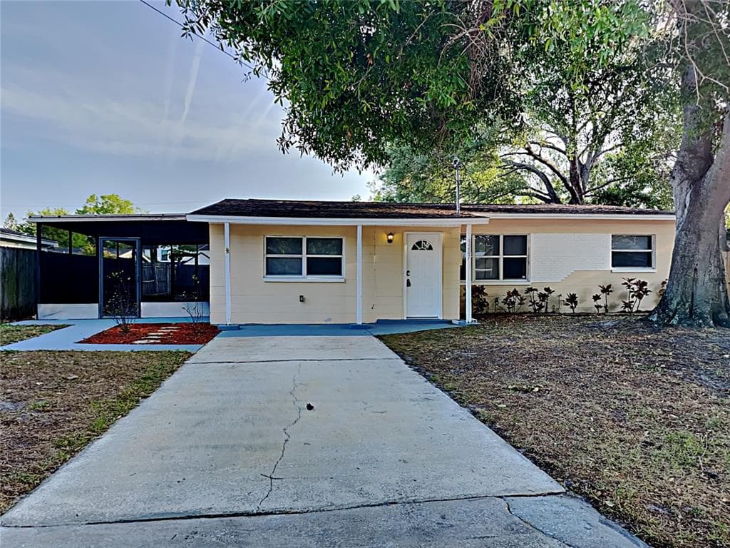 3207 W TYSON AVENUE TAMPA, FL 33611