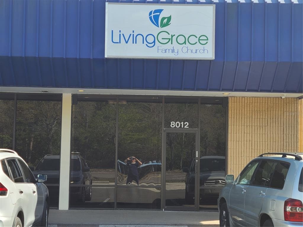 8010 W. WATERS AVENUE TAMPA, FL 33615